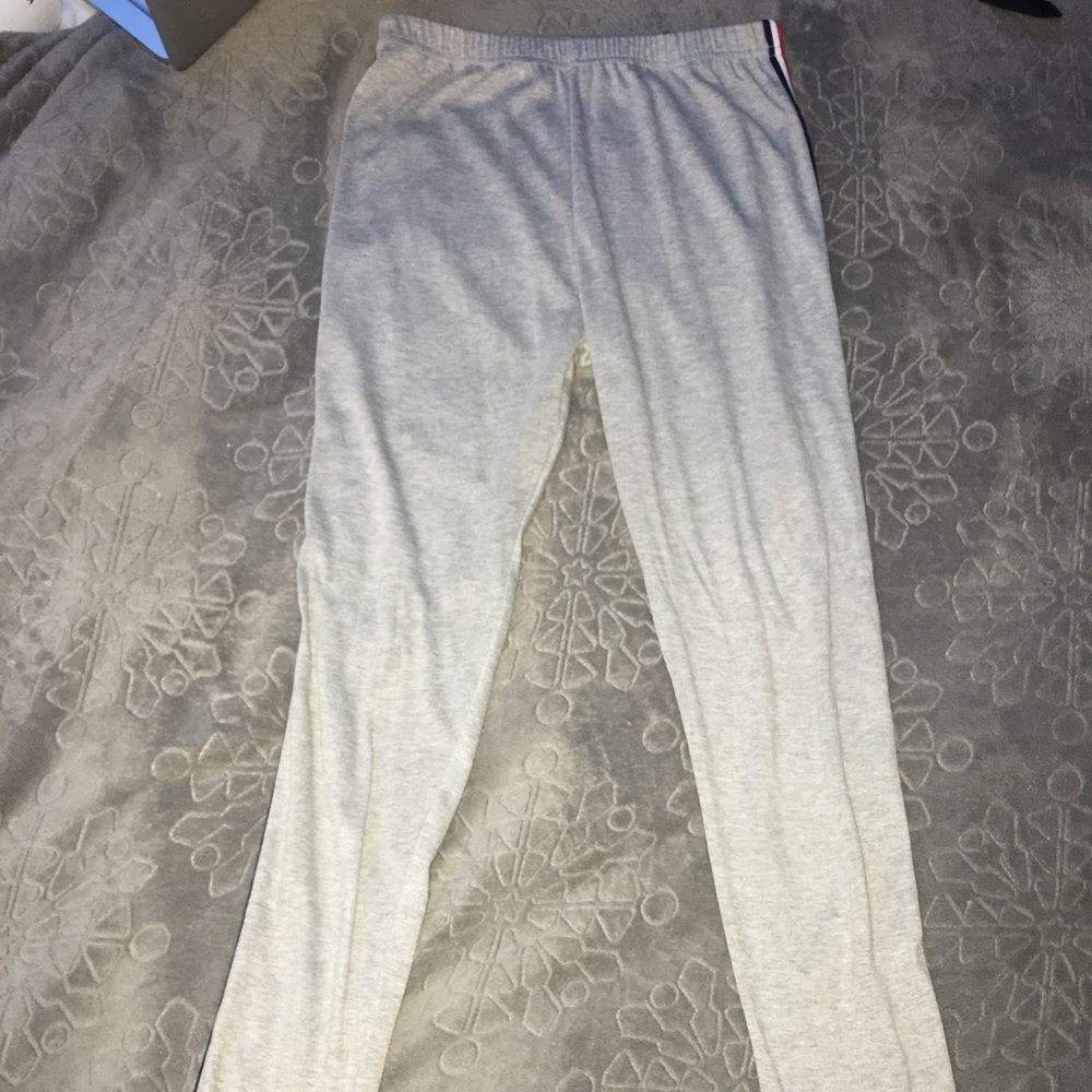 ROMWE Gray Leggings